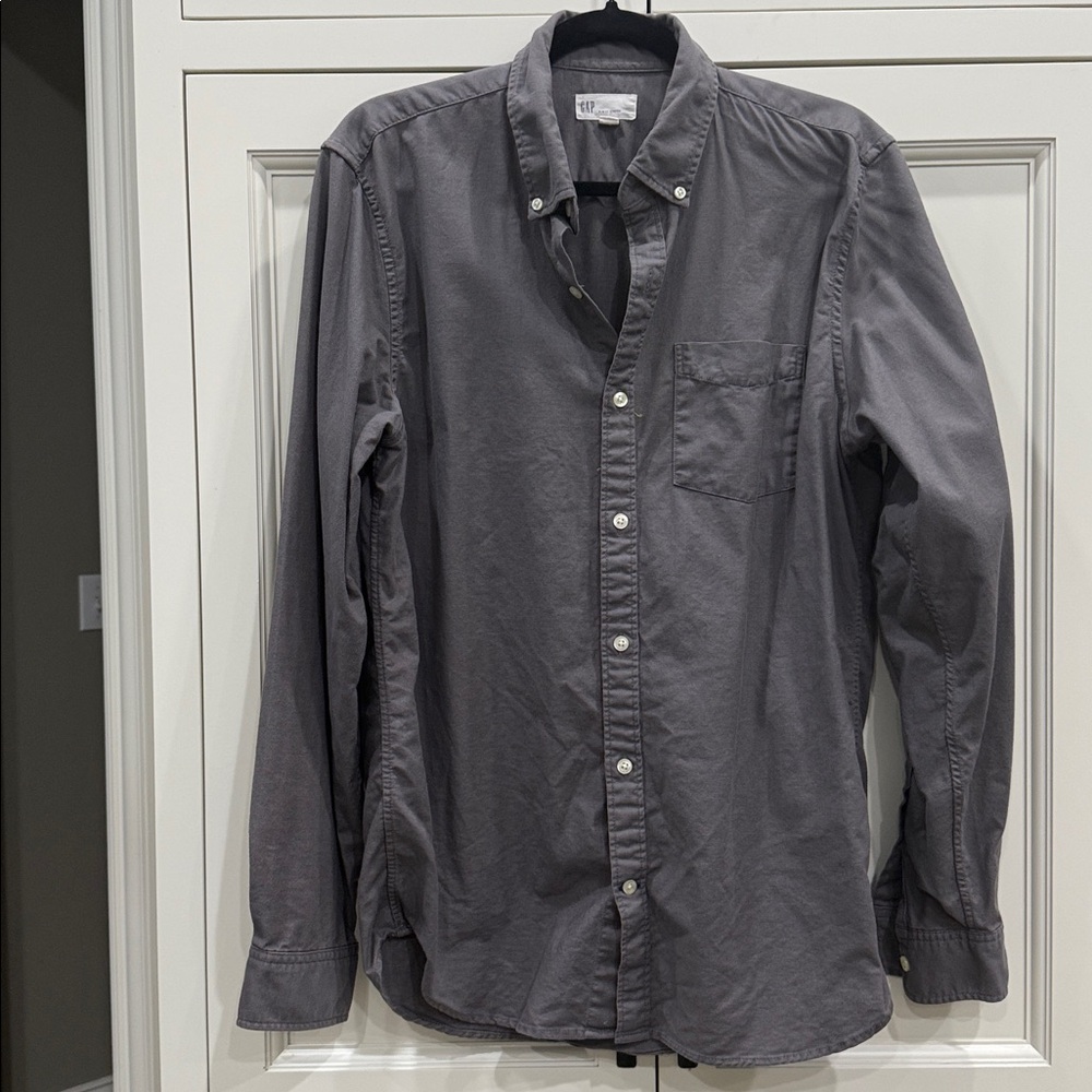 GAP Slim Fit Stretch Gray Long Sleeve Button Down Shirt Medium Grunge casual Y2K